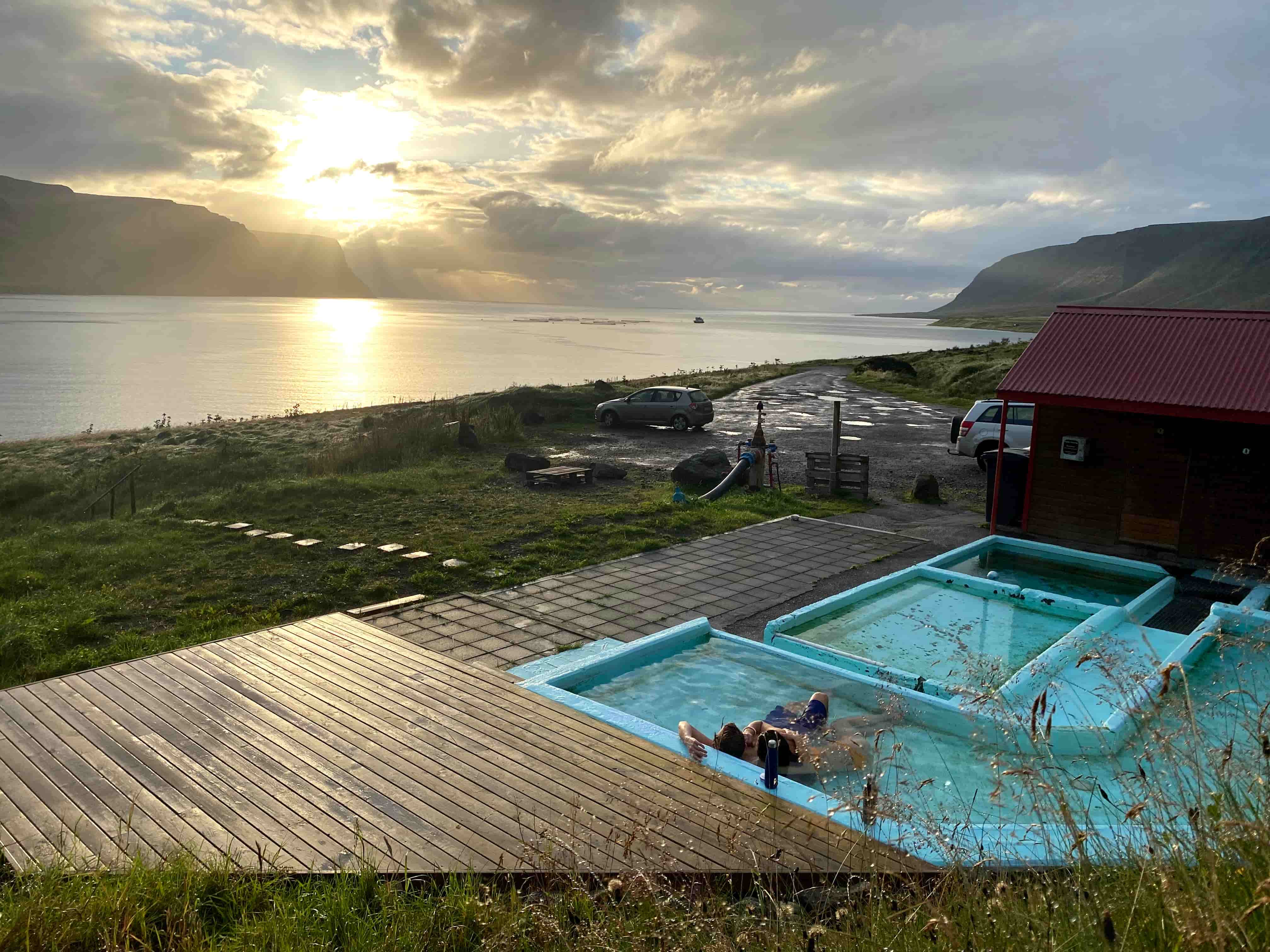 Pollurinn hot spring